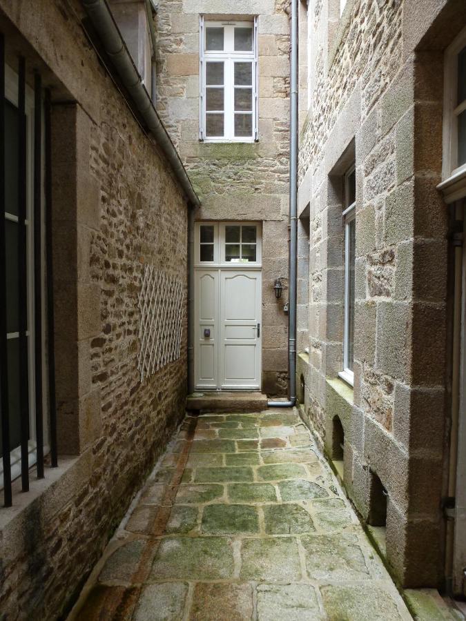 Appartement Des Remparts Dinan Bagian luar foto