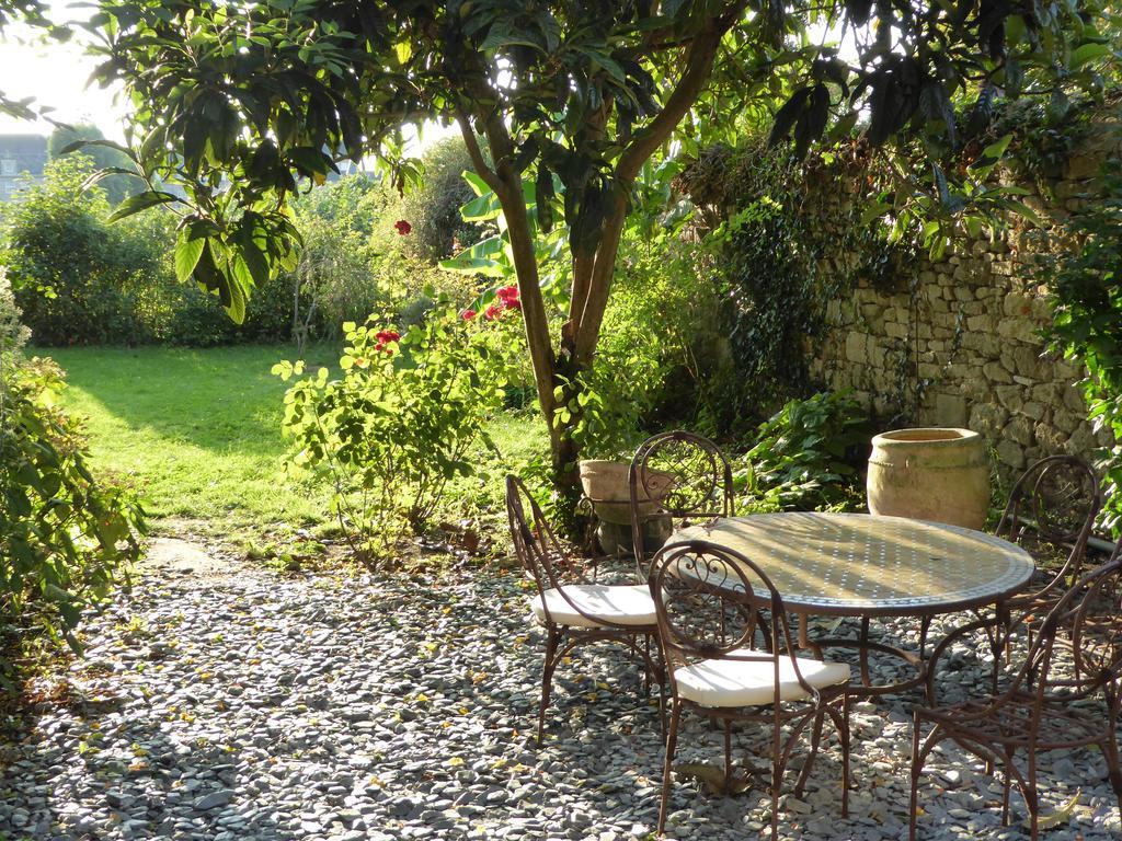 Appartement Des Remparts Dinan Bagian luar foto
